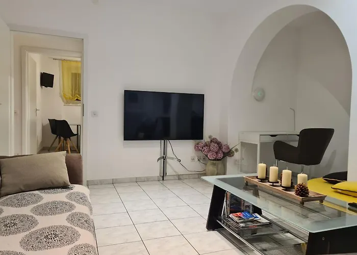 Renovierte Im Zentrum Von Apartman *